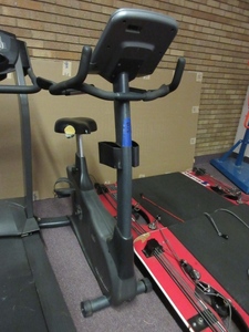 lot 917 image: VISION FITNESS EXERCISE BIKE