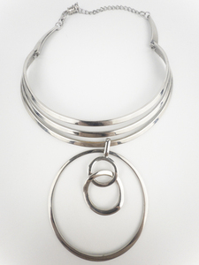 lot 154 image: Silver Plated Copper Collar Bib Necklace.