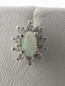 lot 159 image: Ethiopian Welo Opal Sterling Silver Stud Earrings .