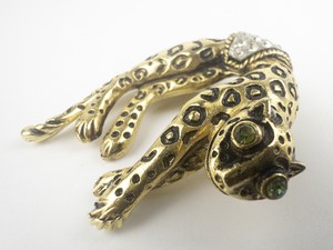 lot 220 image: Florenza Green Eyed Panther With Moving Tail Yellow Base Metal Brooch. Rhinestone Set