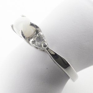 lot 236 image: AVON White Fire Opal Sterling Silver Ring. Size 6.