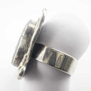 lot 248 image: Large Oval Cut Roman Glass IsraelSterling Silver Ring. Size 7.5-9.5.