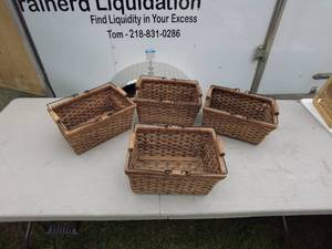 lot 29 image: Set of 5 Woven Storage Baskets