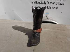 lot 41 image: Vintage Black Leather Cowboy Boot with Spurs and Leather Strap