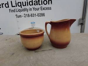 lot 86 image: Vintage Stoneware Pitcher and Bowl Set