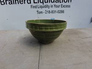 lot 89 image: Vintage Green Glazed Pottery Mixing Bowl