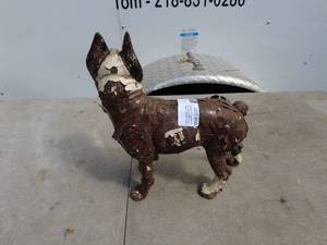 lot 90 image: Vintage Cast Iron Dog Figurine