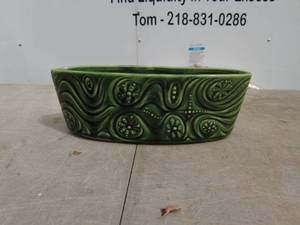 lot 94 image: Floraline 548 USA Green Ceramic Planter