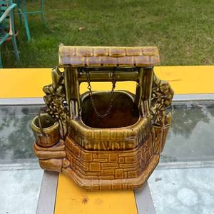 lot 356 image: Vintage McCoy Pottery Wishing Well Planter