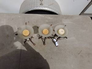 lot 137 image: Set of 3 Decorative Candle Holders with Candles