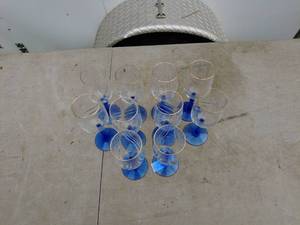 lot 154 image: Set of 10 Blue Stem Wine Glasses with Gold Trim