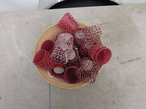 lot 157 image: Lot of Red Votive Candle Holders in Decorative Bowl