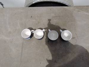 lot 200 image: Set of 4 Blue and White Ceramic Coffee Mugs