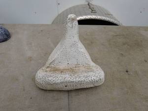 lot 203 image: Set of 2 Nautical Boat Anchors