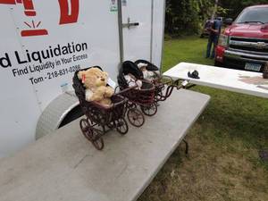 lot 324 image: Lot of Vintage Decorative Strollers with Dolls & Teddy Bears