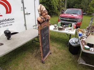 lot 346 image: Vintage Chef Menu Chalkboard Sign