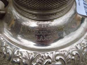 lot 347 image: Antique Non-Explosive Oil Lamp