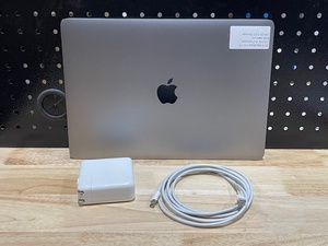 2016 MacBook Pro 13 Laptop