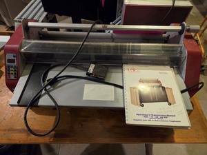 lot 45 image: USI ARL Laminator