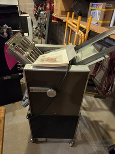 lot 46 image: O&M Pro-Fold Paper Folding Machine