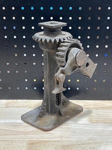 lot 3 image: Antique Jack