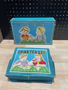 lot 46 image: China Tea Sets