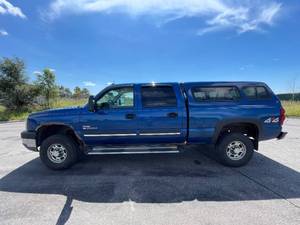 2004 Chevrolet Silverado 2500HD LT - 4X4 - DIESEL