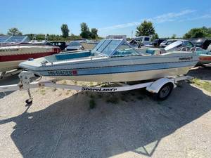 1983 RINKER V165 17ft