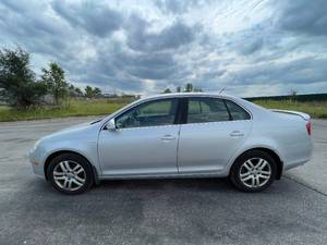 2007 Volkswagen Jetta Wolfsburg Edition - 1 OWNER - MANUAL