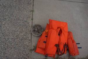 lot 144 image: 4 - Life Jackets With Boat Anchor