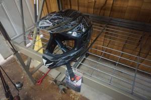 lot 184 image: Zoan Full Face Shield Snowmobile Riding Helmet