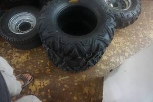 lot 199 image: 2  - Maxxus Dirt Tamer ATV Tires