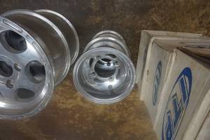 lot 211 image: 2 - GRO Brand Aluminum ATV Rims