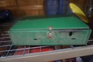 lot 261 image: Coleman Model 425E Portable Propane Camp Stove