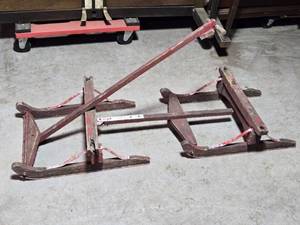 lot 32 image: Antique Wooden Snow Sled Frame  Rustic Dcor or Restoration Project