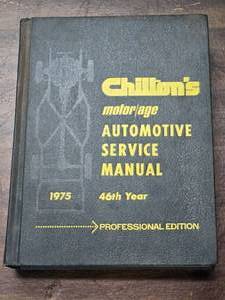 lot 58 image: 1975 Chiltons MotorAge Automotive Service Manual 46th Year Professional Edition