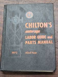 lot 60 image: 1972 Chiltons MotorAge Labor Guide and Parts Manual 43rd Year