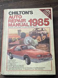 lot 62 image: 1985 Chiltons Auto Repair Manual for Domestic and Canadian Cars from 1978 through 1985
