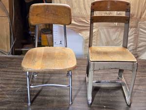 lot 83 image: Lot of 2 Vintage Metal Framed School Chairs