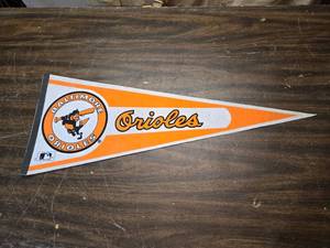 lot 93 image: Vintage Baltimore Orioles Penant