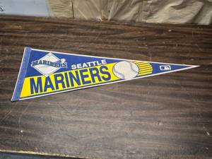 lot 99 image: Vintage Seattle Mariners MLB Pennant