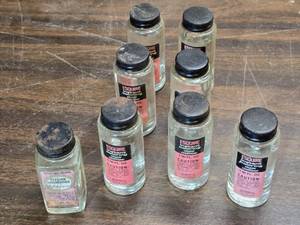 lot 174 image: 8 Bottles of Vintage Esquire Instant Coloring Cleanse Conditioner