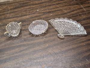 lot 221 image: Crystal Relish Fan Dish, Sugar Bowl, Small Crystal Serving Dish with Handle