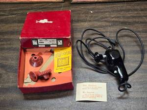 lot 244 image: Wahl Model H Jumbo Massager