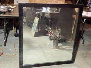 lot 257 image: 43 Tall Heavy Mirror