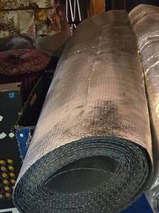 lot 263 image: Double-Sided Aluminum Bubble Insulation Approx 40 by 7 712 Small Bubbles