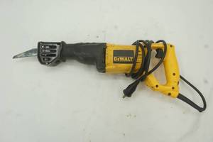 lot 28 image: reciprocating saw