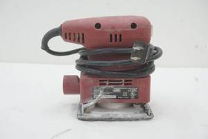 lot 37 image: palm sander