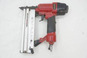 lot 38 image: air nailer
