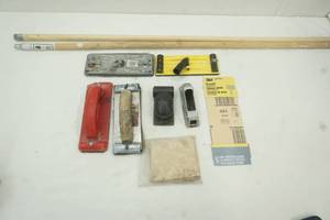 lot 61 image: sanding tools